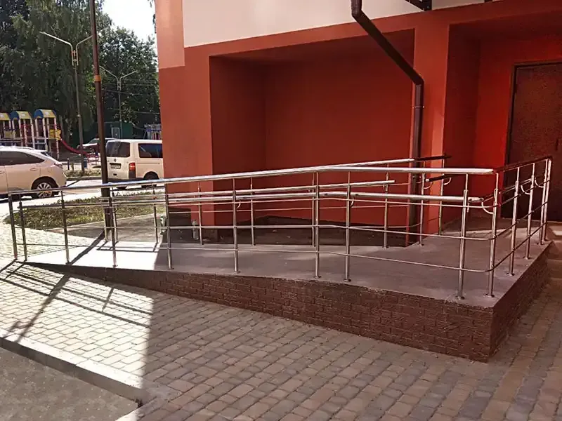 Перила з нержавіючої сталі