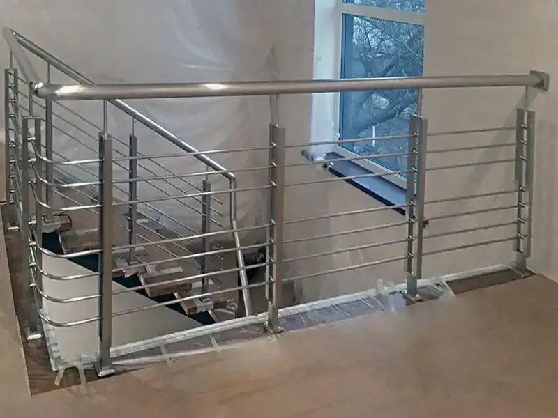 Перила з нержавіючої сталі