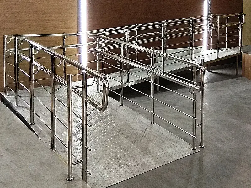 Перила з нержавіючої сталі для пандусів, Перила из нержавеющей стали для пандусов