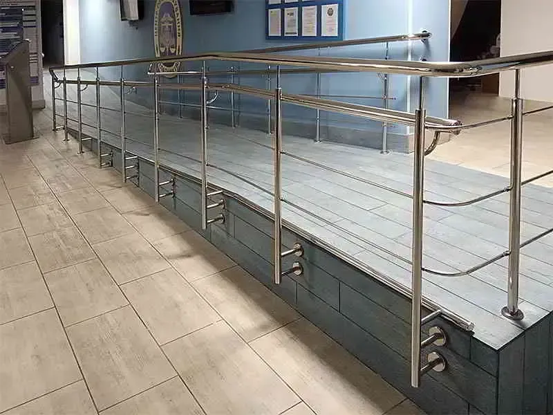 Перила з нержавіючої сталі для пандусів, Перила из нержавеющей стали для пандусов