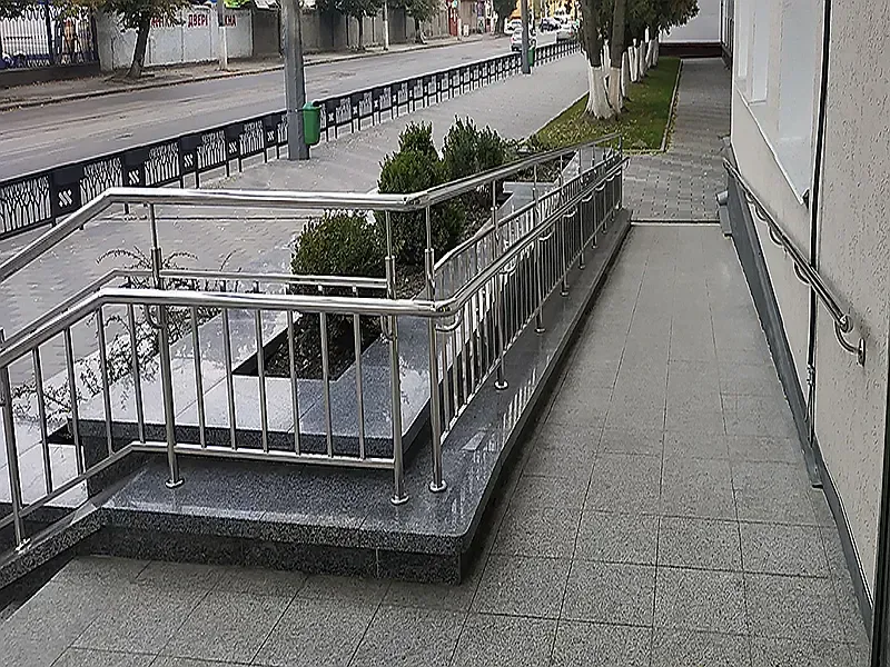 Перила з нержавіючої сталі для пандусів, Перила из нержавеющей стали для пандусов