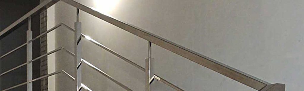 Перила з нержавійки. Перила на сходи