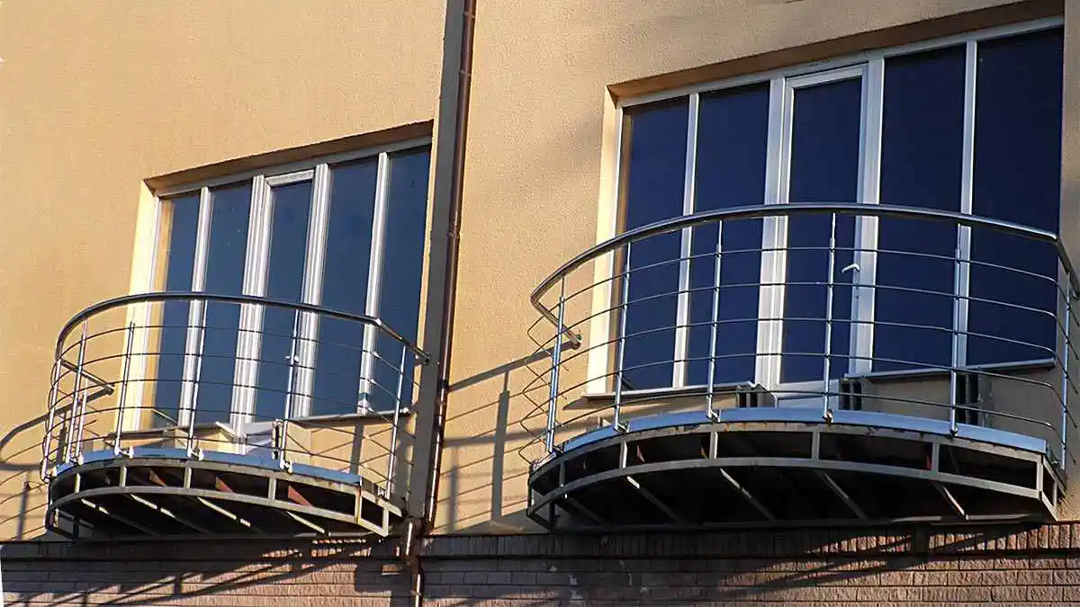 Балкон. Перила. Перила на балкон