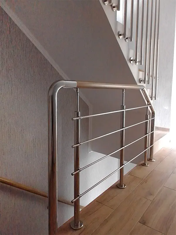 Перила, Перила с деревом, Перила из нержавейки