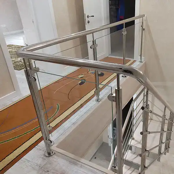 Перила нержавійка скло