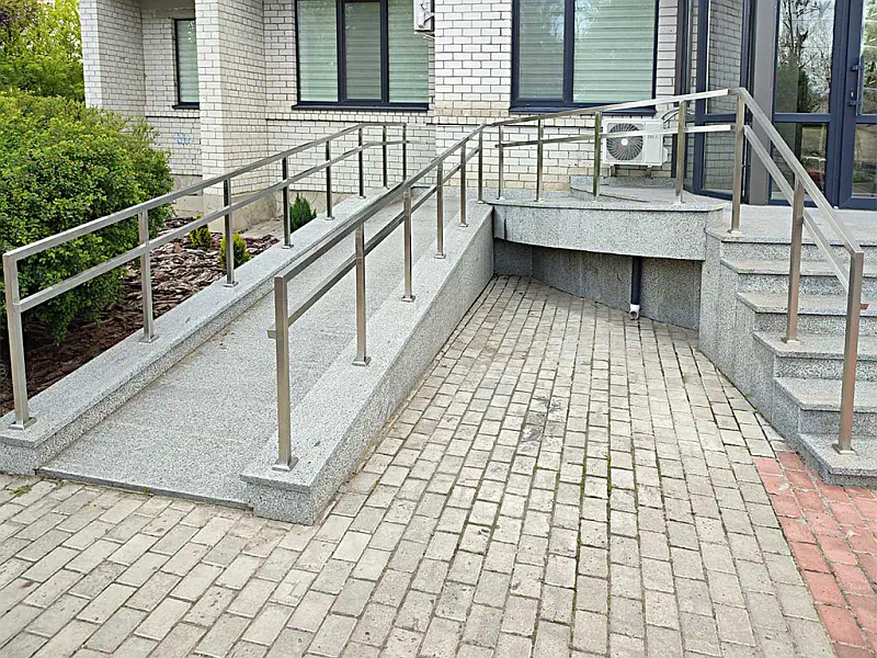 Перила на лестницу и пандус Житомир