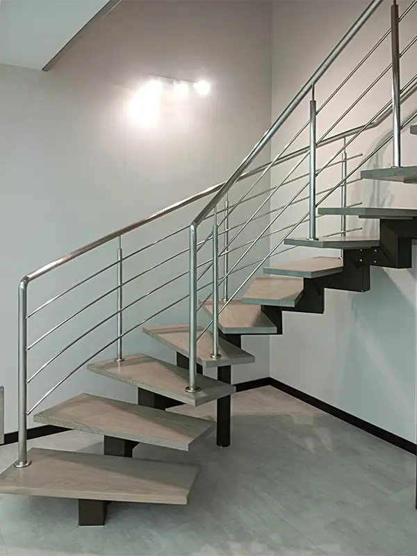 Перила гвинтові. Гвинтові сходи, Перила. Перила з нержавійки. Перила на сходи